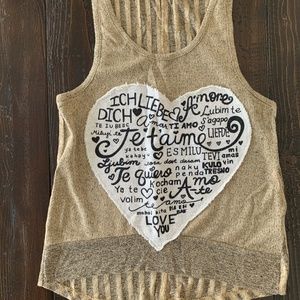 THE CLAS-SIC ● Heart Tank Top